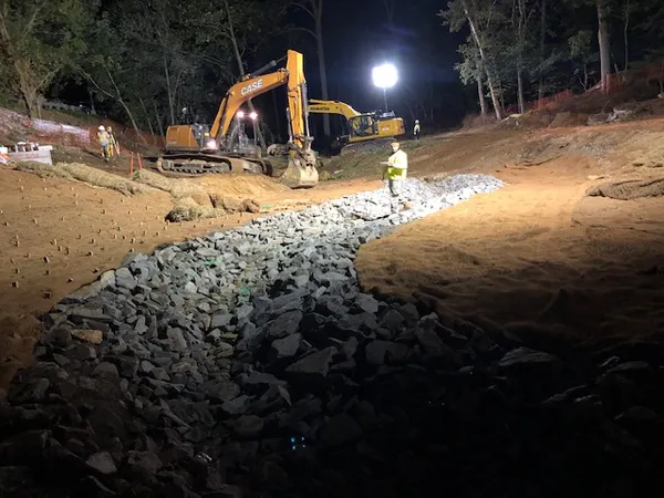Dam & Lake Construction